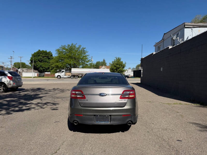 2013 Ford Taurus Limited