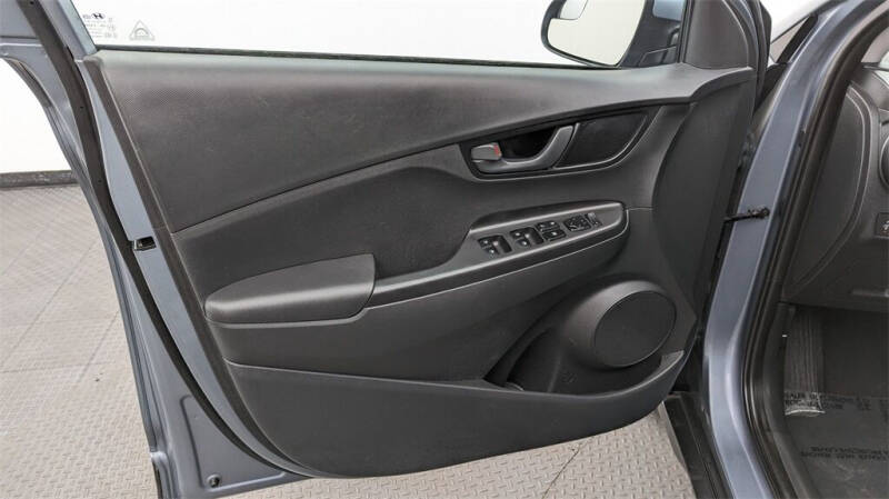 2021 Hyundai Kona SE