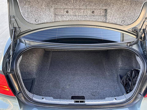 2011 BMW 3 Series 335i