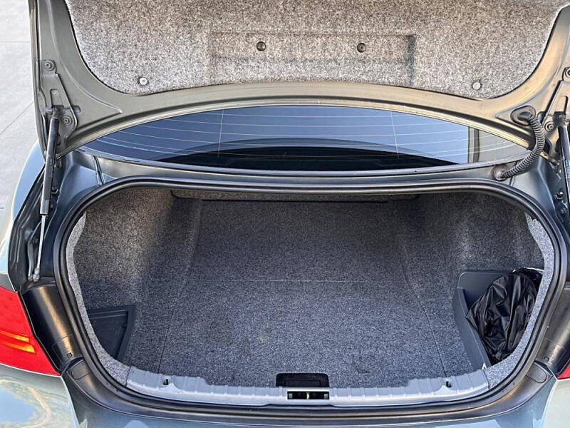 2011 BMW 3 Series 335i