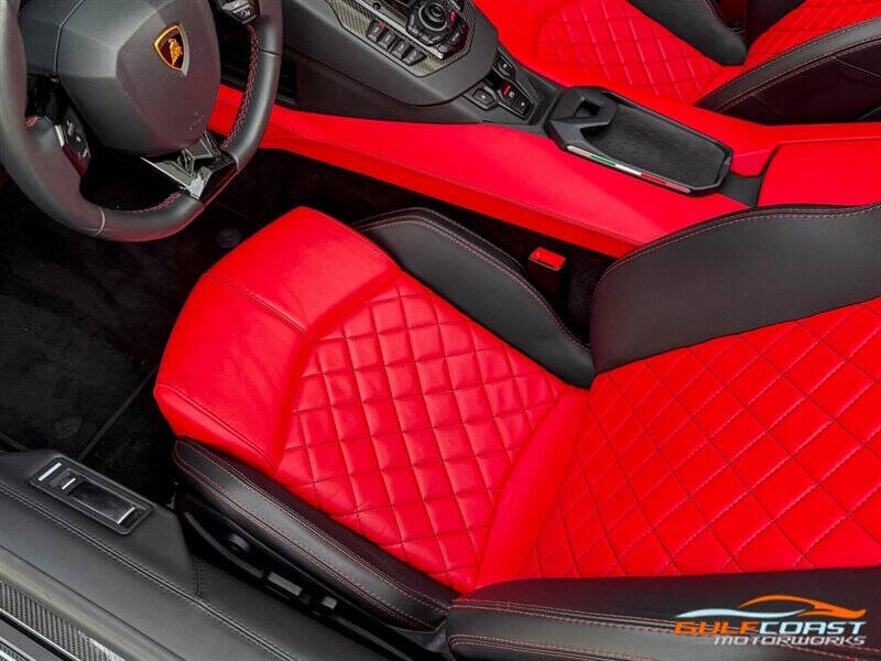 2018 Lamborghini Aventador LP 740-4 S