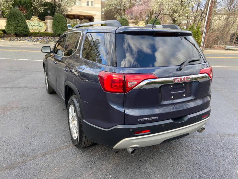 2019 GMC Acadia SLE-2