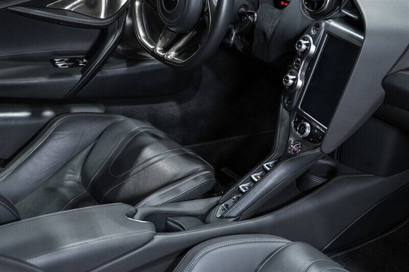 2018 McLaren 720S Luxury