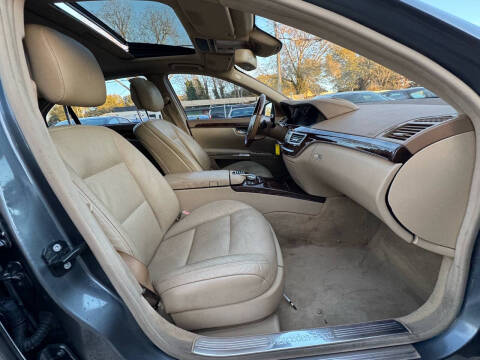 2010 Mercedes-Benz S-Class S 550