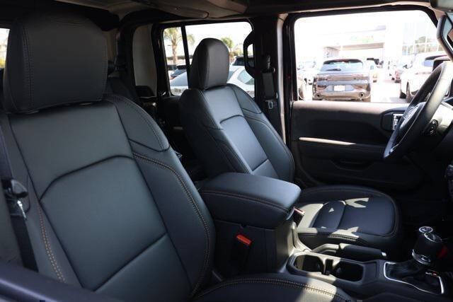 2025 Jeep Gladiator High Tide