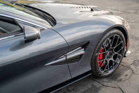 2025 Aston Martin Vanquish