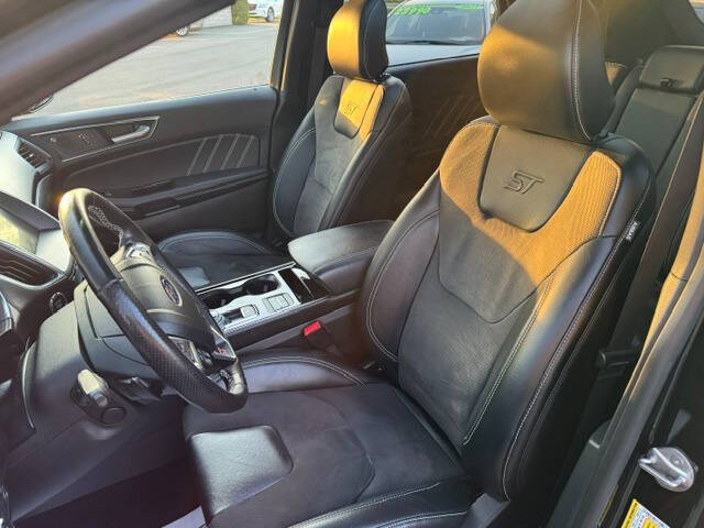 2019 Ford Edge ST