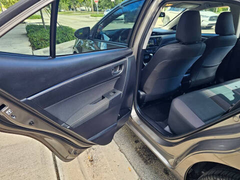 2017 Toyota Corolla SE