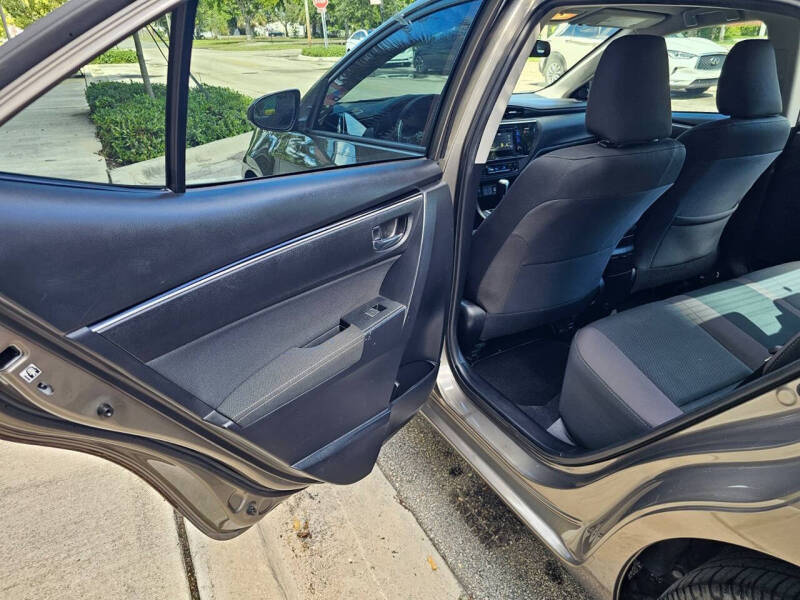 2017 Toyota Corolla SE