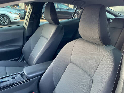 2024 Toyota Prius LE