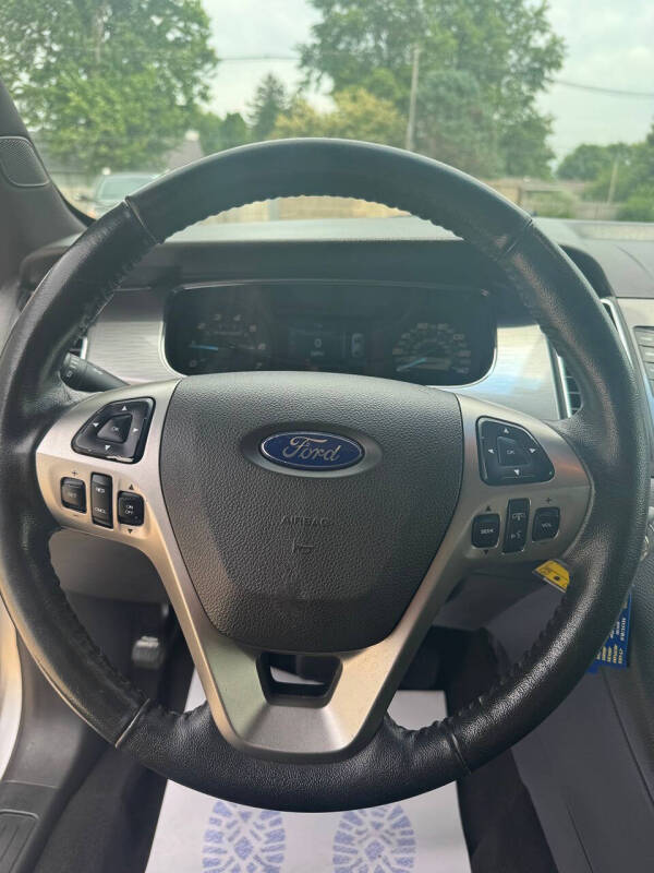 2019 Ford Taurus SEL