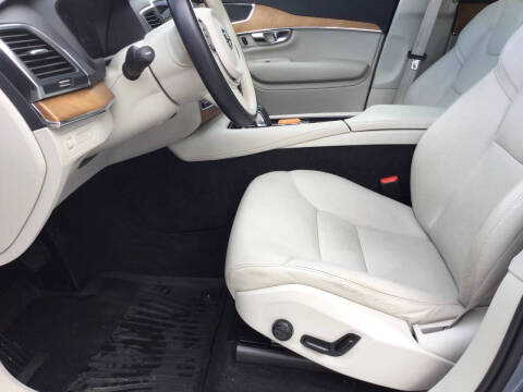 2021 Volvo XC90 Recharge T8 Inscription Expression 7P