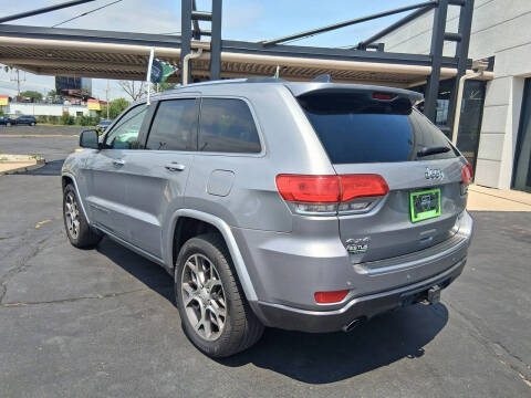 2018 Jeep Grand Cherokee Sterling Edition