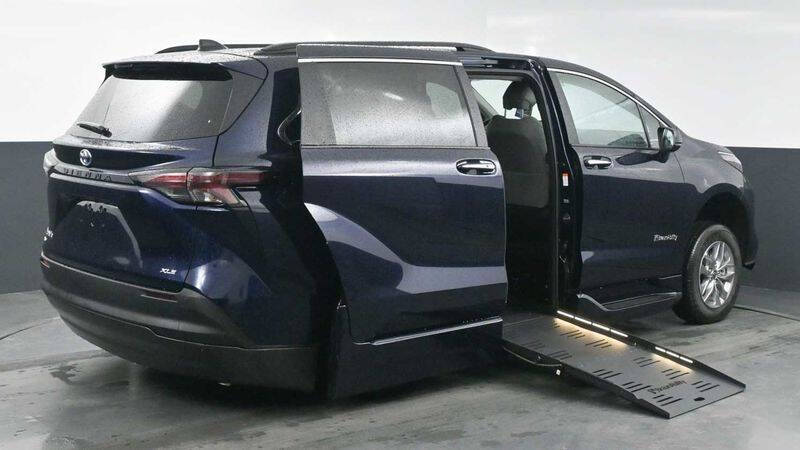 2025 Toyota Sienna