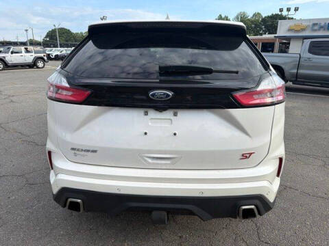 2019 Ford Edge ST
