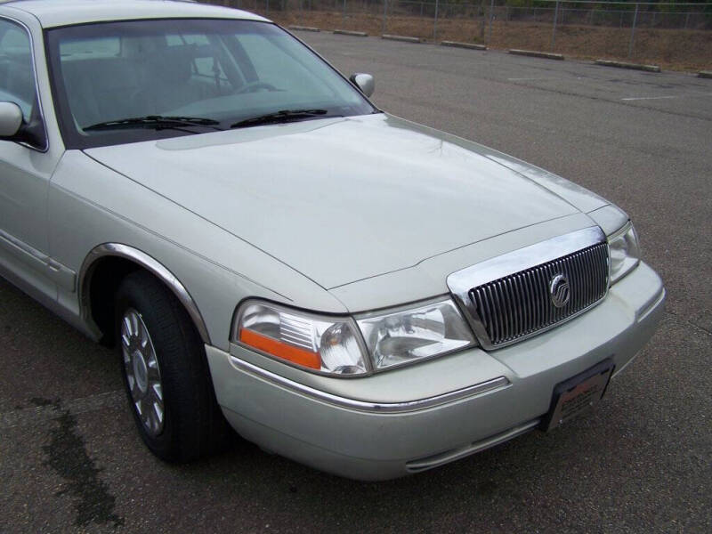 2004 Mercury Grand Marquis GS