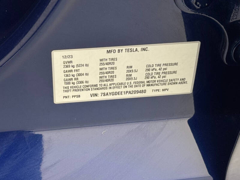 2023 Tesla Model Y Long Range