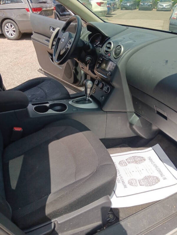 2012 Nissan Rogue S