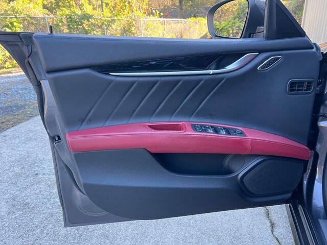 2019 Maserati Ghibli