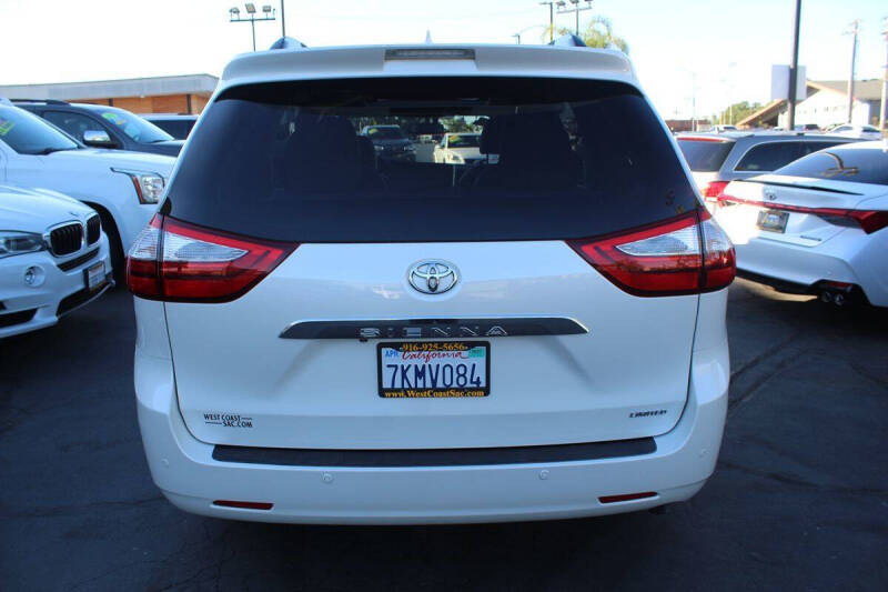 2015 Toyota Sienna