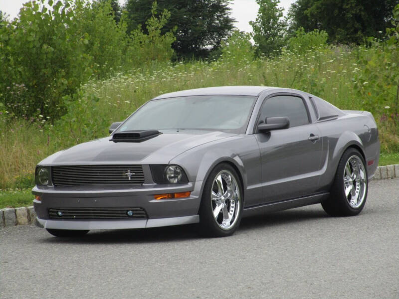 2006 Ford Mustang for sale at R & R AUTO SALES in Poughkeepsie NY