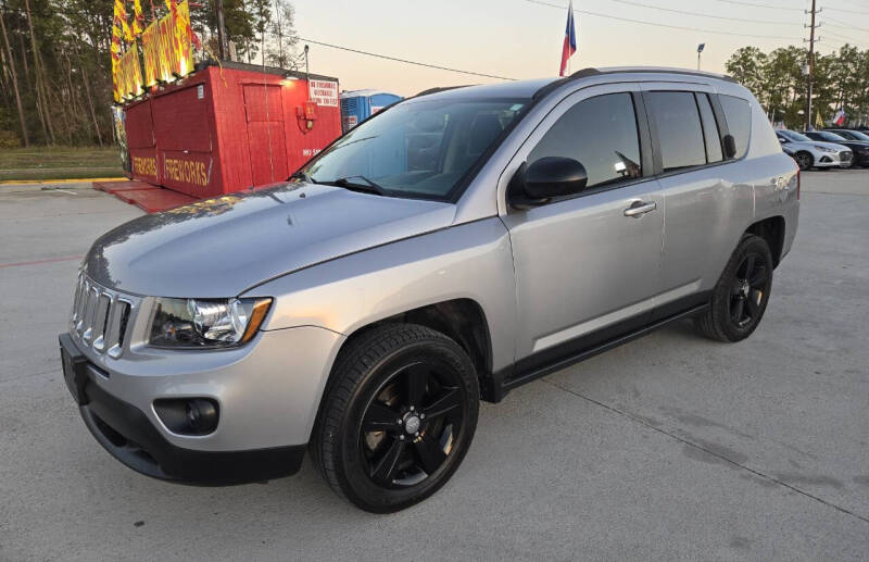 2017 Jeep Compass Sport photo 2