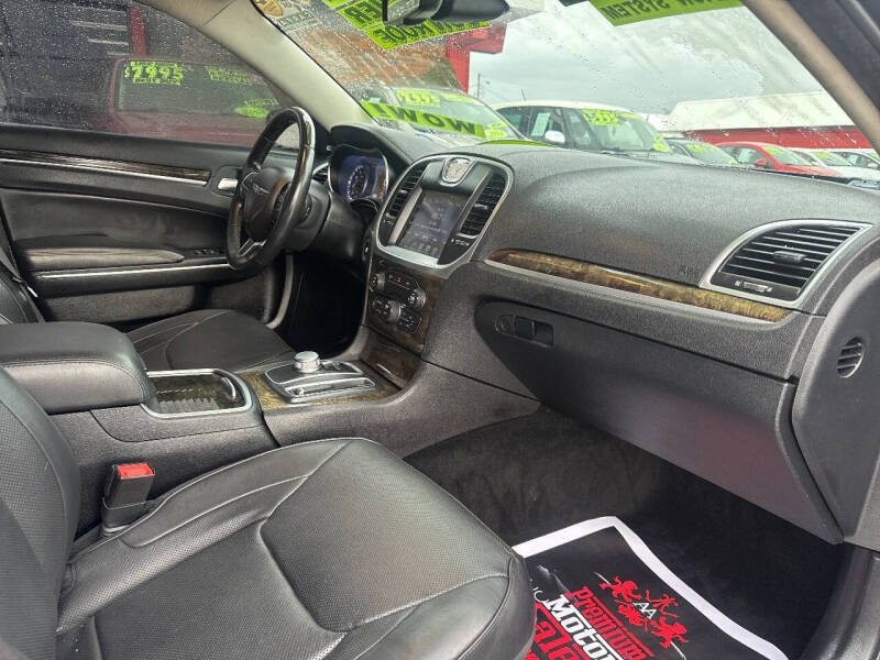 2015 Chrysler 300 C
