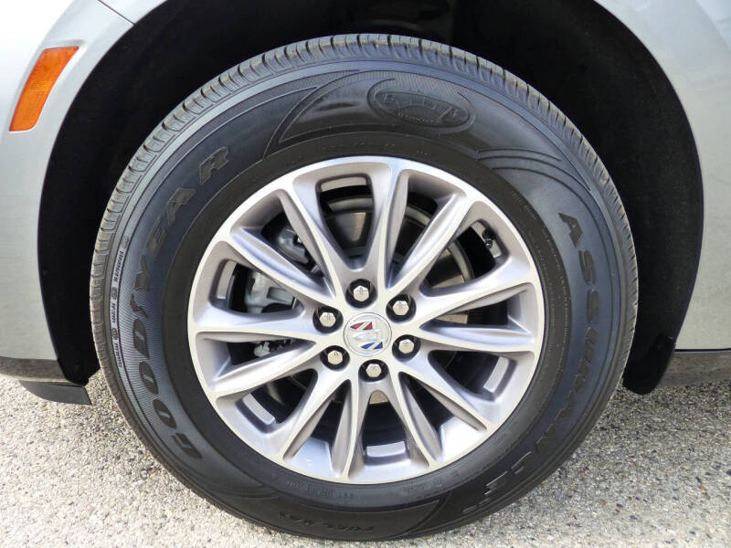 2023 Buick Enclave Essence
