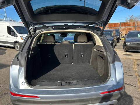 2022 Lincoln Corsair Standard