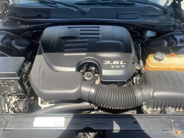 2013 Dodge Challenger SXT