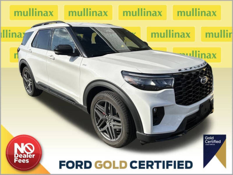 2025 Ford Explorer ST-Line