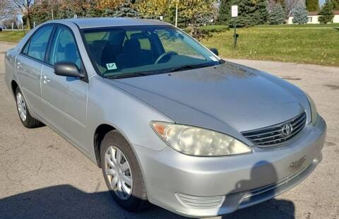 2005 Toyota Camry for sale at The Bengal Auto Sales LLC in Hamtramck MI
