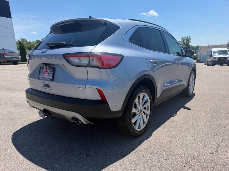2022 Ford Escape Titanium