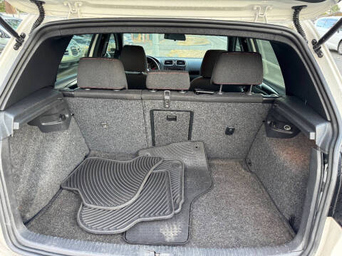 2014 Volkswagen GTI Wolfsburg Edition PZEV