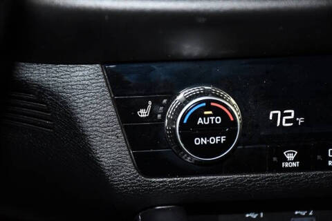 2025 Mitsubishi Outlander PHEV SE