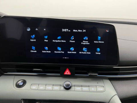 2025 Hyundai Elantra Hybrid Limited