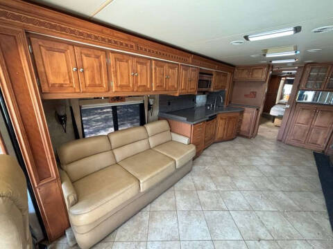 2008 Freightliner XC RAISED RAIL