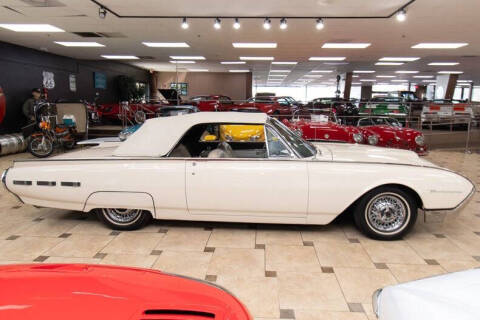 1962 Ford Thunderbird