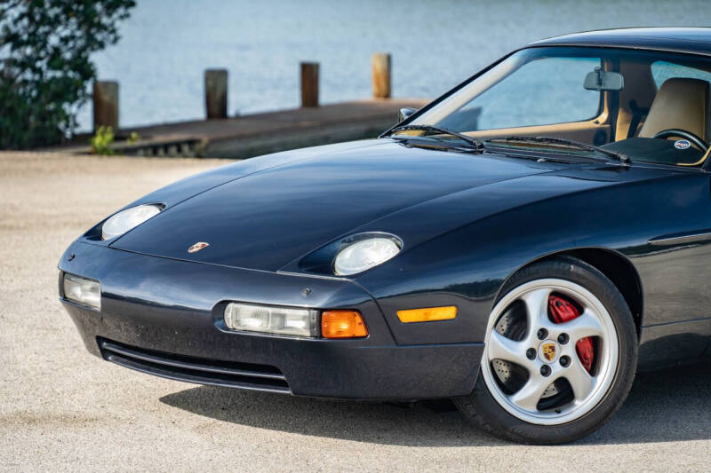1987 Porsche 928 S4