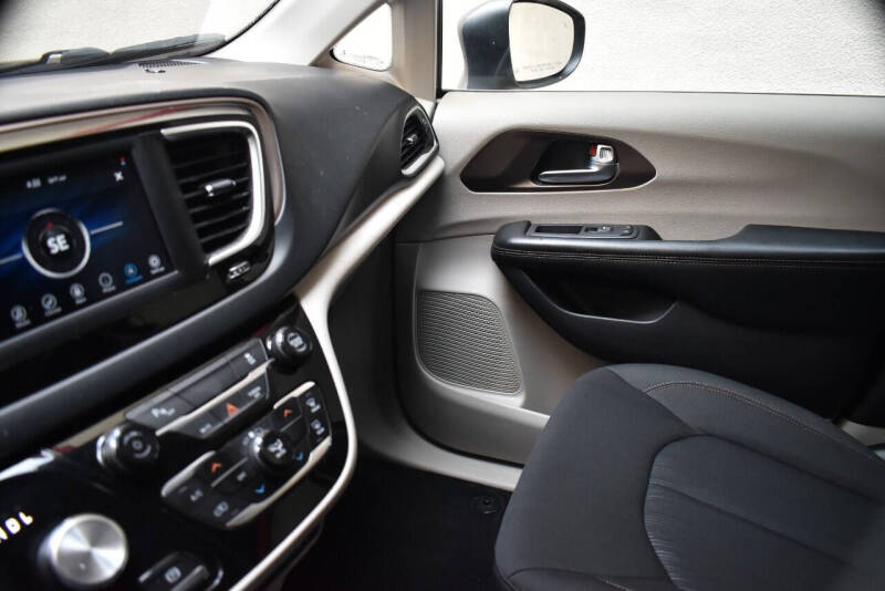 2019 Chrysler Pacifica L
