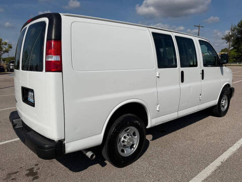 2021 Chevrolet Express 2500