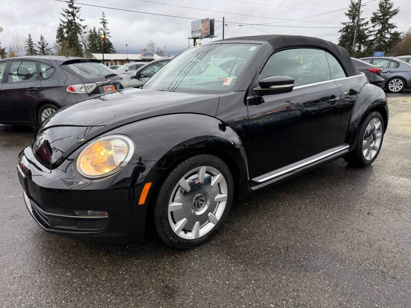 2013 Volkswagen Beetle Convertible 2.5L 50s Edition