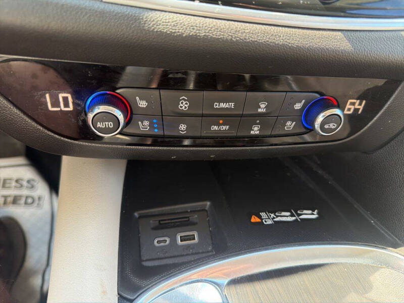 2023 Buick Enclave Premium