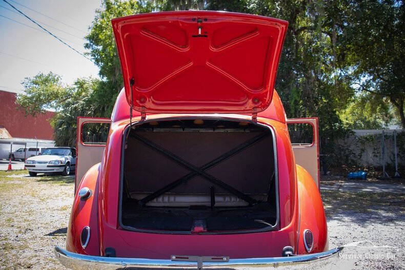 1937 Ford Tudor