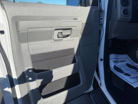2012 Ford E-Series E-350 SD