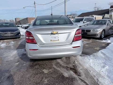 2018 Chevrolet Sonic LS Auto