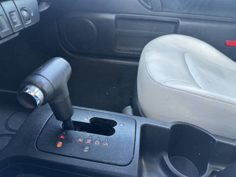 2008 Volkswagen New Beetle Triple White