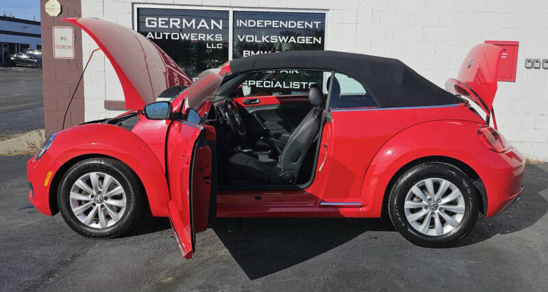 2014 Volkswagen Beetle Convertible 2.5L PZEV