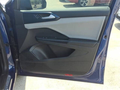 2022 Volkswagen Taos SE