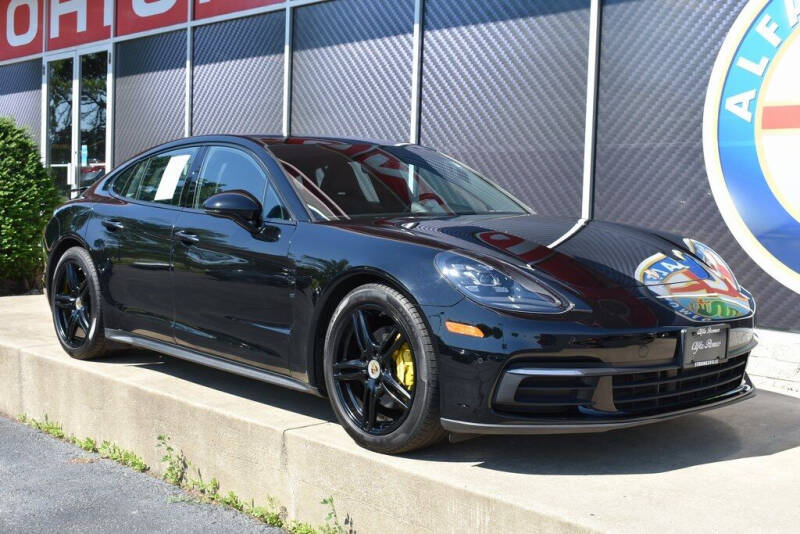 2018 Porsche Panamera 4